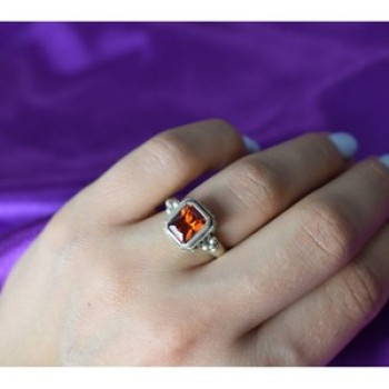 925 Sterling Silver Orange CZ Ring Size 6.5