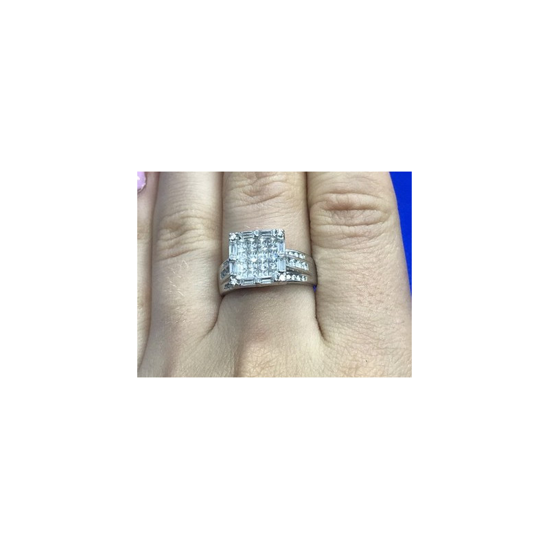 925 Sterling Silver CZ Ring Size 7.5
