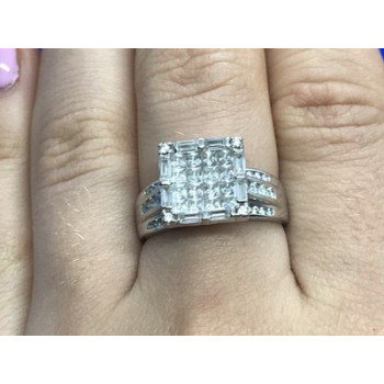 925 Sterling Silver CZ Ring Size 7.5