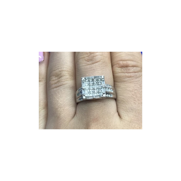 925 Sterling Silver CZ Ring Size 7.5
