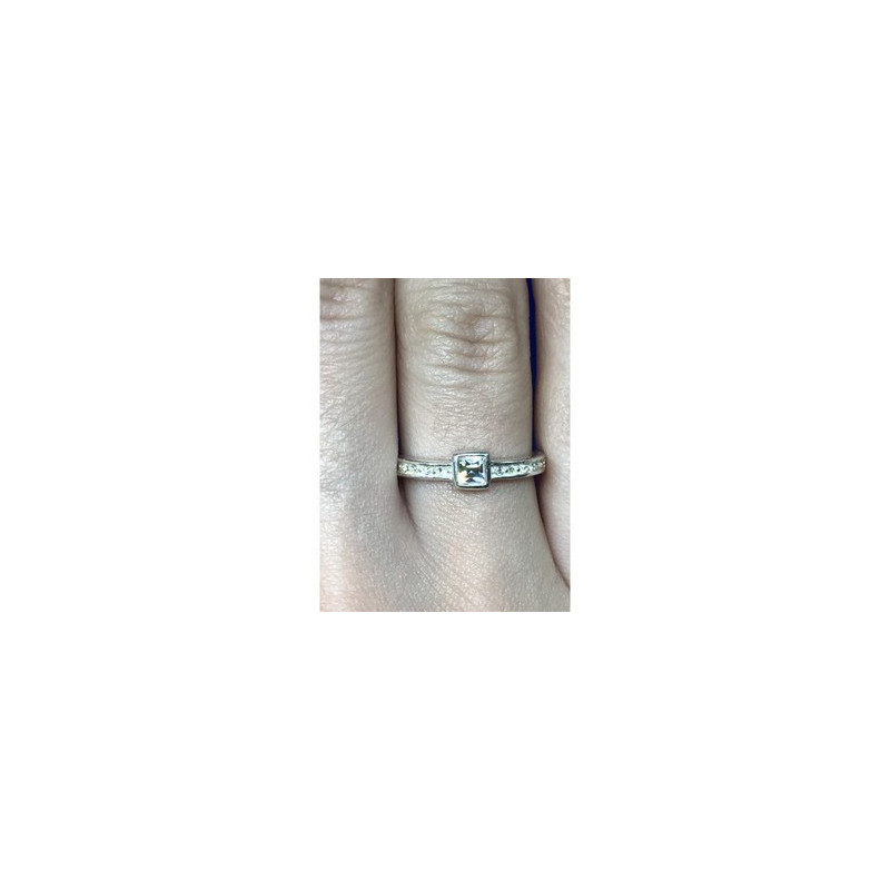 925 Sterling Silver CZ Ring Size 7