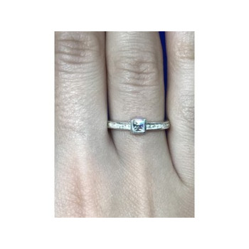 925 Sterling Silver CZ Ring Size 7