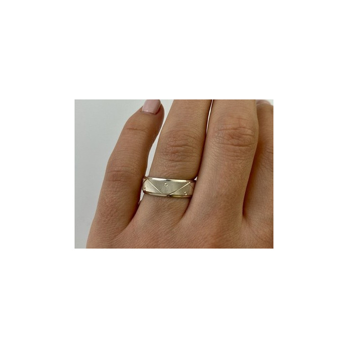 925 Sterling Silver Band Ring Size 7.5 Italy