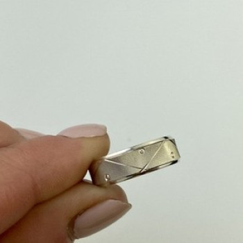 925 Sterling Silver Band Ring Size 7.5 Italy