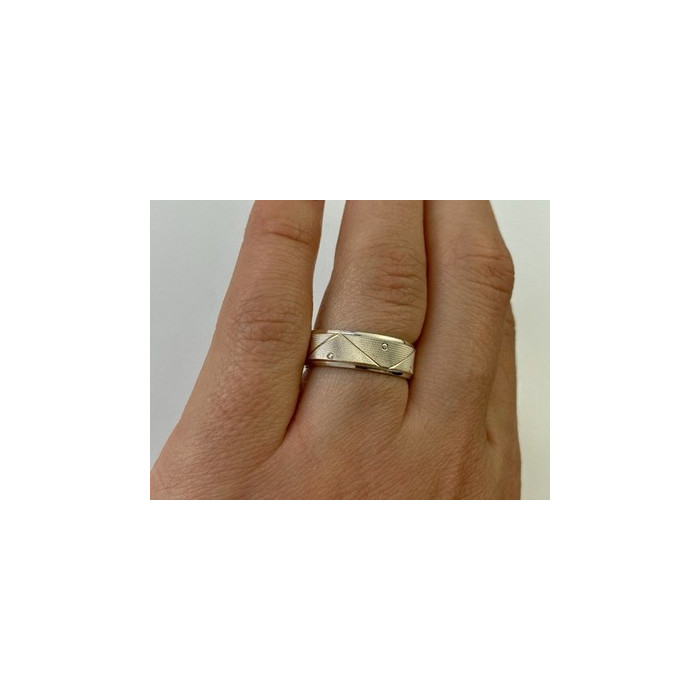 925 Sterling Silver Band Ring Size 7.5 Italy