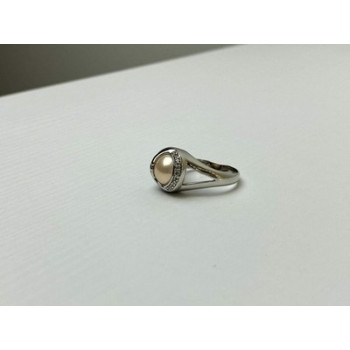 Ring with Pearl and CZ 