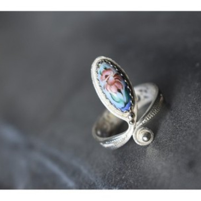 Ring with Enamel 