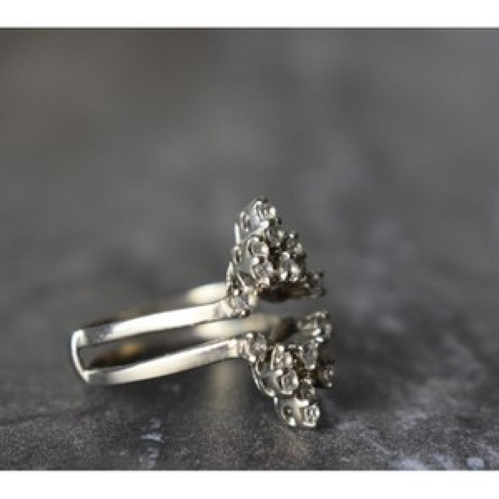 Designer's Ring with CZ Size 7.5