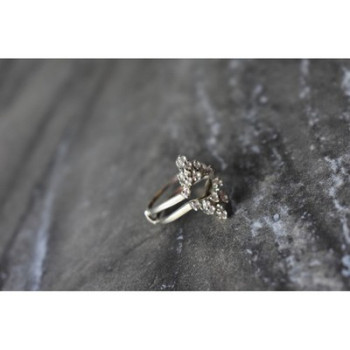 Designer's Ring with CZ Size 7.5