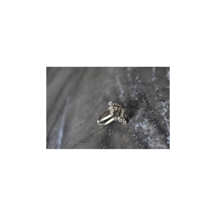 Designer's Ring with CZ Size 7.5