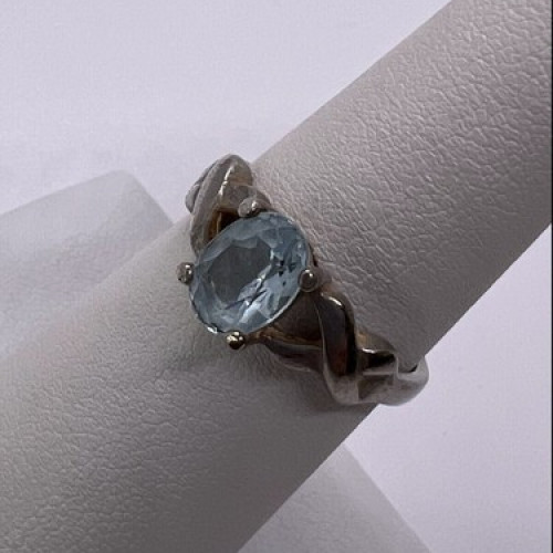 925 Sterling Silver Topaz Ring Size 6.5