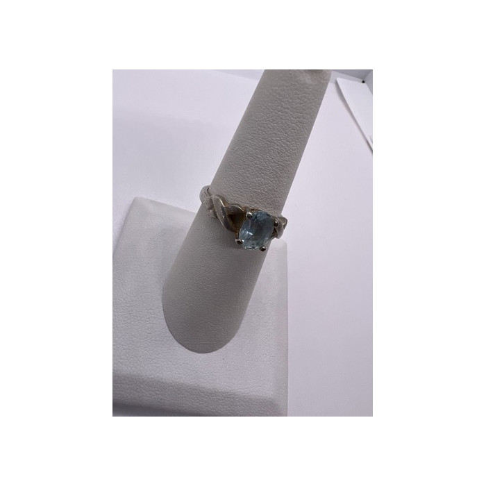 925 Sterling Silver Topaz Ring Size 6.5