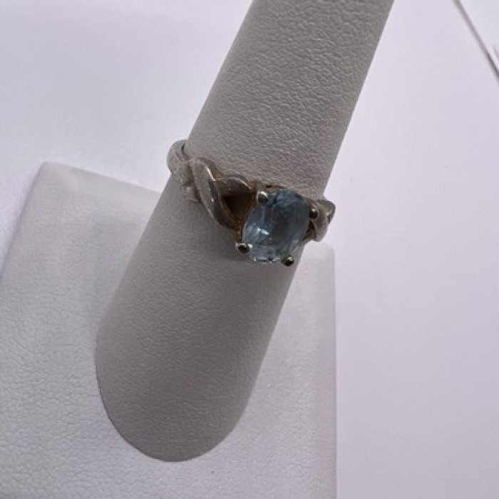925 Sterling Silver Topaz Ring Size 6.5