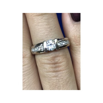 Classic Ring with CZ Size 5.5