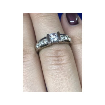 Classic Ring with CZ Size 5.5