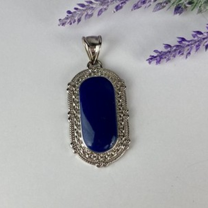 Pendant With Blue Agate