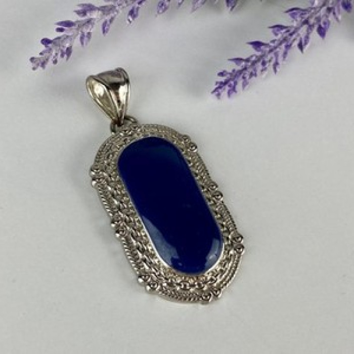 Pendant With Blue Agate
