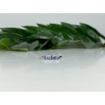 10K White Gold Iolite & Diamond Ring Size 7.5