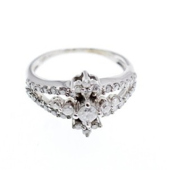 14K White Gold Diamonds Ring Size 6.5