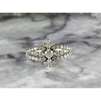 14K White Gold Diamonds Ring Size 6.5