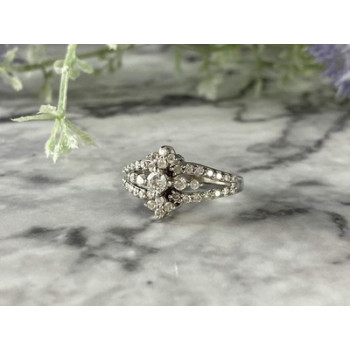 14K White Gold Diamonds Ring Size 6.5