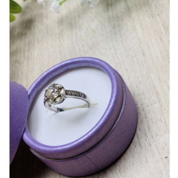 925 Sterling Silver Clear Quartz Ring Size 6.5