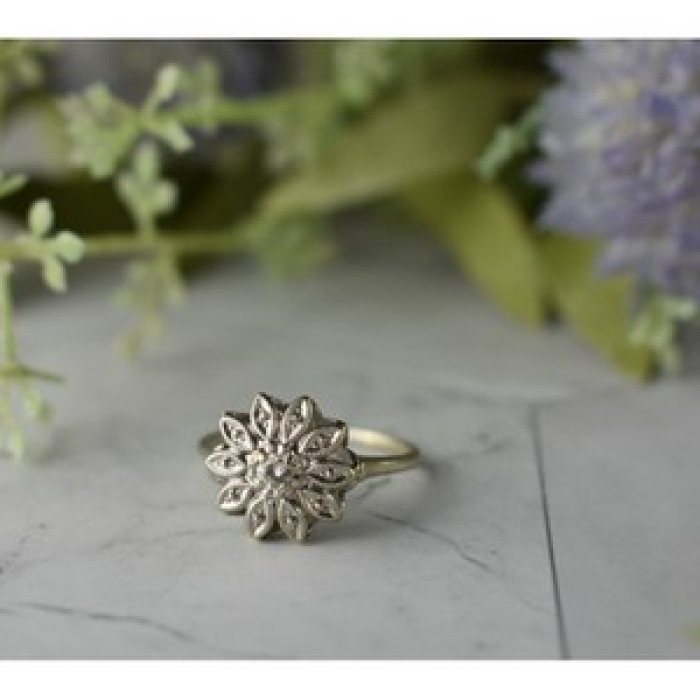 14K White Gold Diamond 0.1 ct 