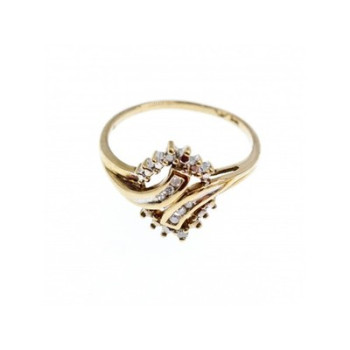 10K Yellow Gold Diamonds Ring Size 7.5