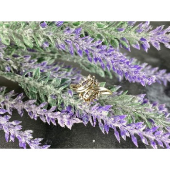 10K Yellow Gold Diamonds Ring Size 7.5