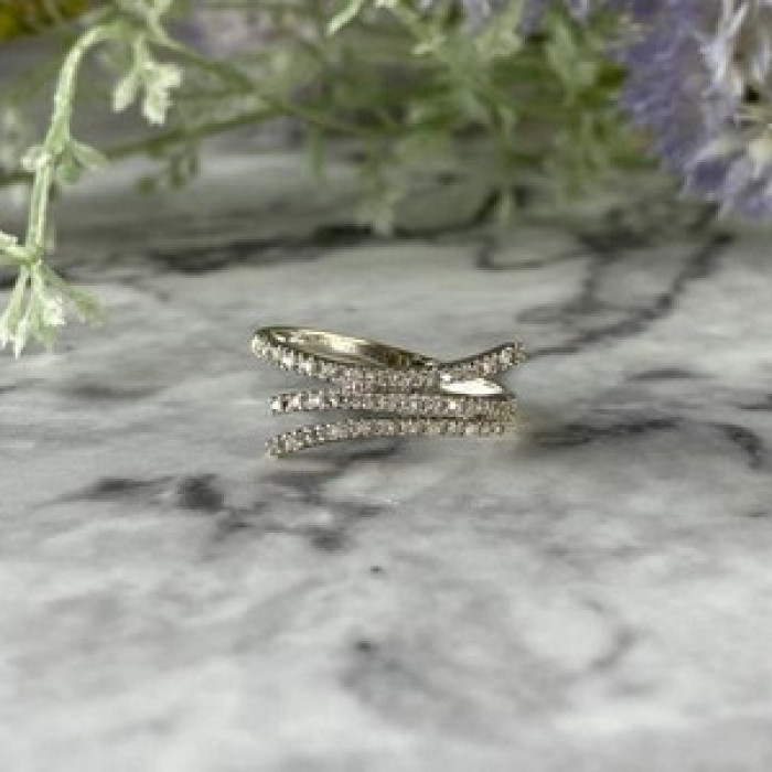 14K White Gold Diamonds Ring Size 8.5
