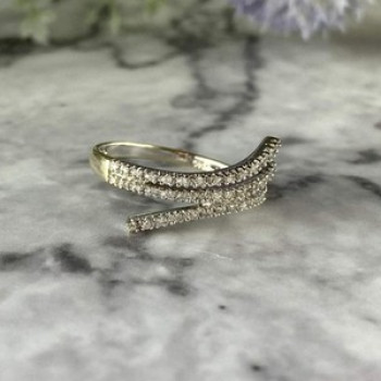 14K White Gold Diamonds Ring Size 8.5