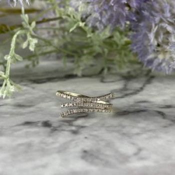 14K White Gold Diamonds Ring Size 8.5