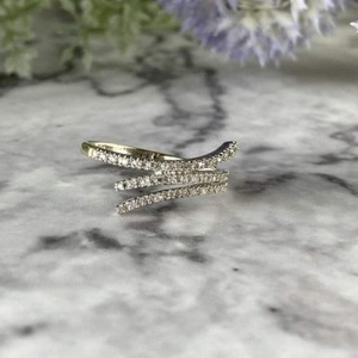 14K White Gold Diamonds Ring Size 8.5