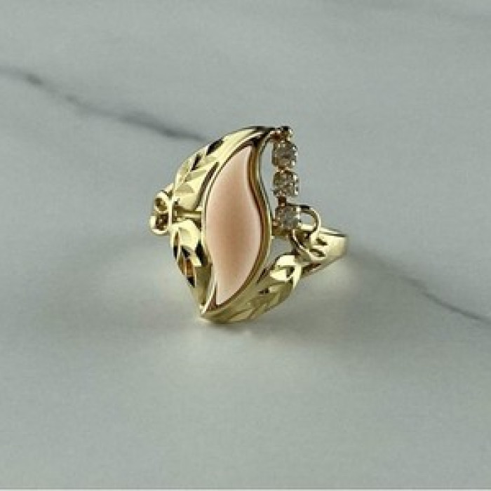 14K Yellow Gold Pink Agate & Sapphires Ring Size 5.5