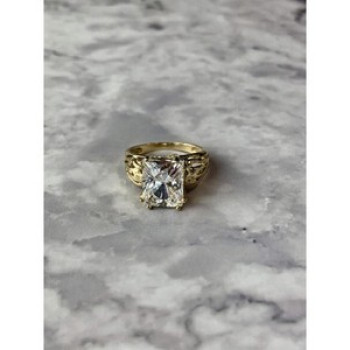 10K Yellow Gold CZ Ring Size 6.5 UTC