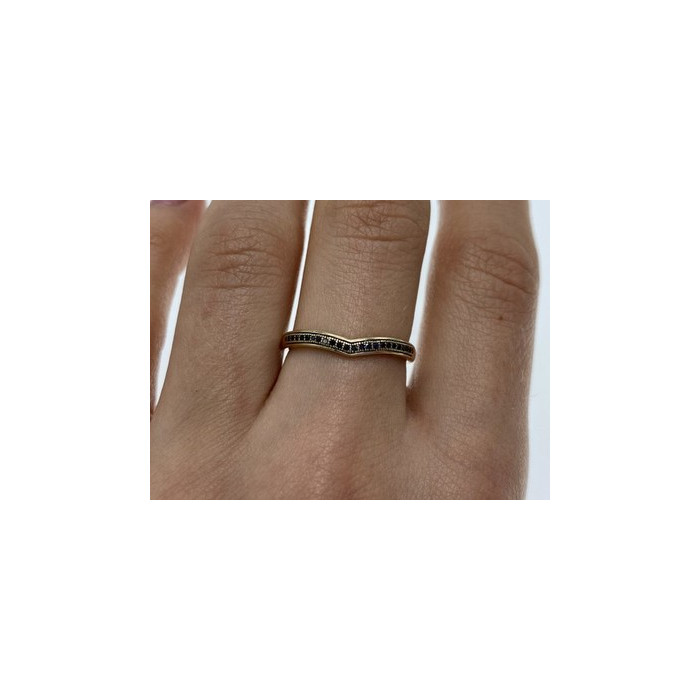10K Yellow Gold Black Diamonds Ring Size 8