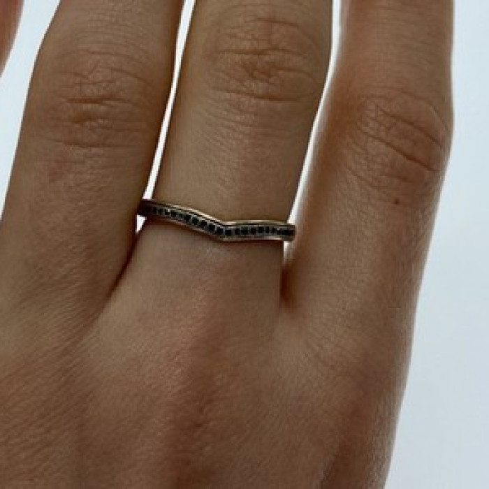 10K Yellow Gold Black Diamonds Ring Size 8