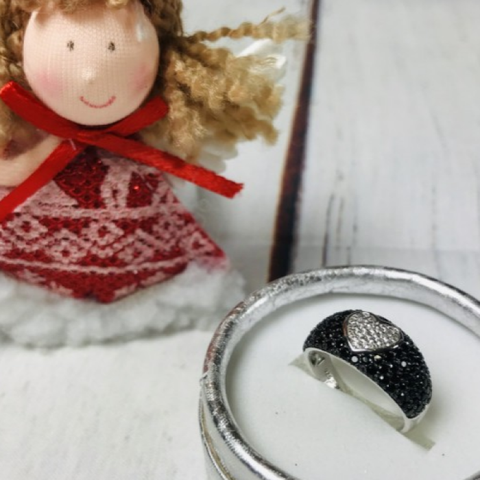 925 Sterling Silver Black Spinel & Goshenite Ring Size 6.5