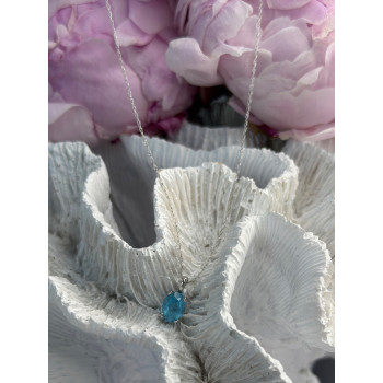 14K White Gold Pendant & 10K White Gold Chain Topaz