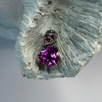 10K White Gold Pink Topaz Heart Pendant