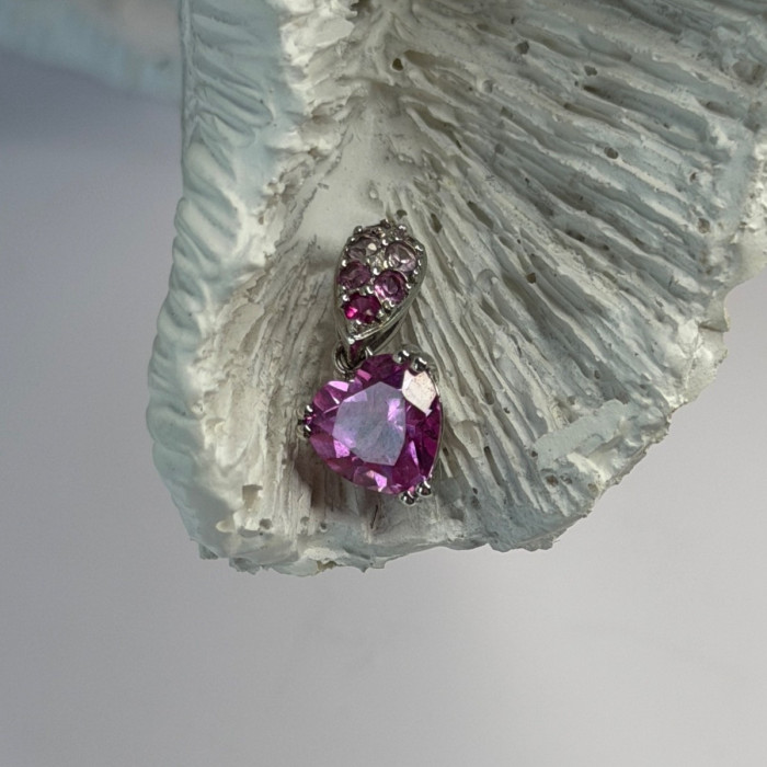 10K White Gold Pink Topaz Heart Pendant