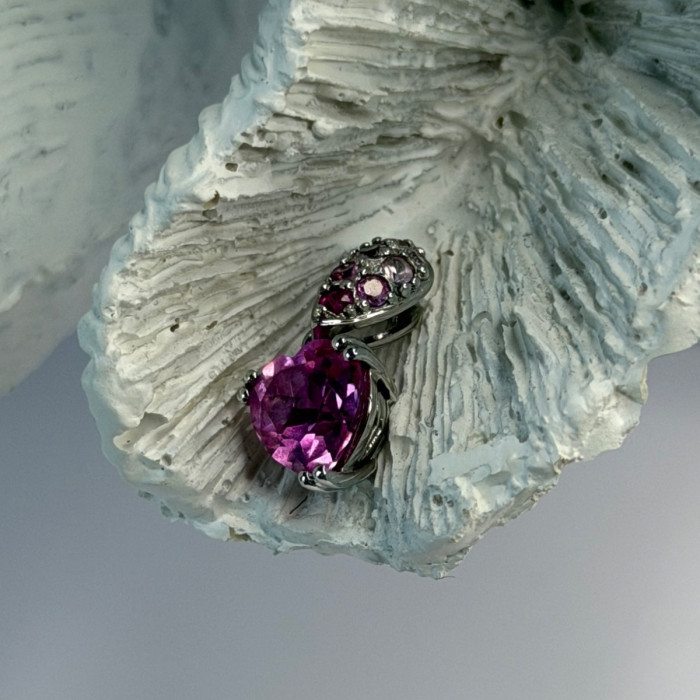 10K White Gold Pink Topaz Heart Pendant