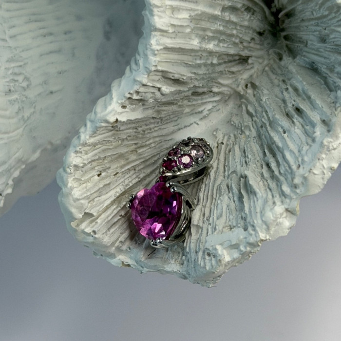 10K White Gold Pink Topaz Heart Pendant