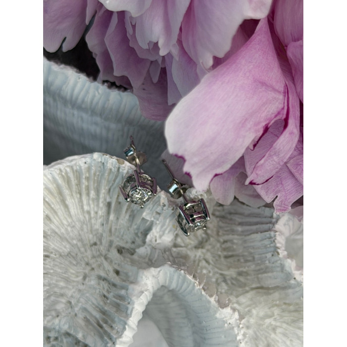 ZEI 14K White Gold Diamond tcw 0.14 ct Stud Earrings