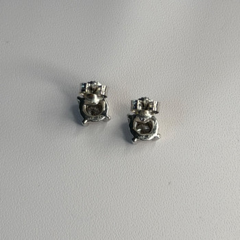 ZEI 14K White Gold Diamond tcw 0.14 ct Stud Earrings