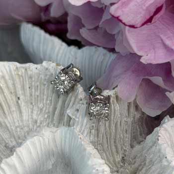 ZEI 14K White Gold Diamond tcw 0.14 ct Stud Earrings