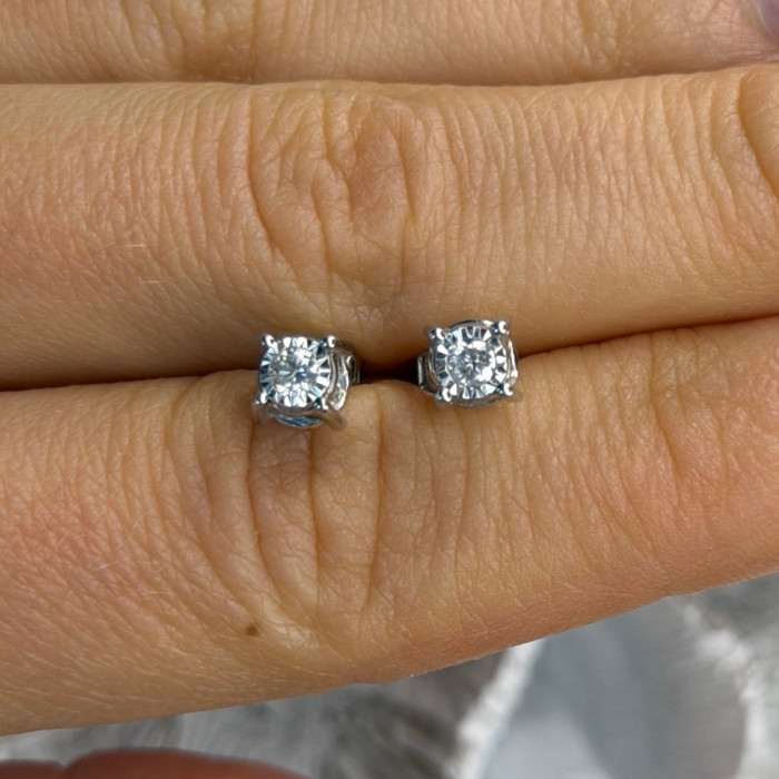 ZEI 14K White Gold Diamond tcw 0.14 ct Stud Earrings