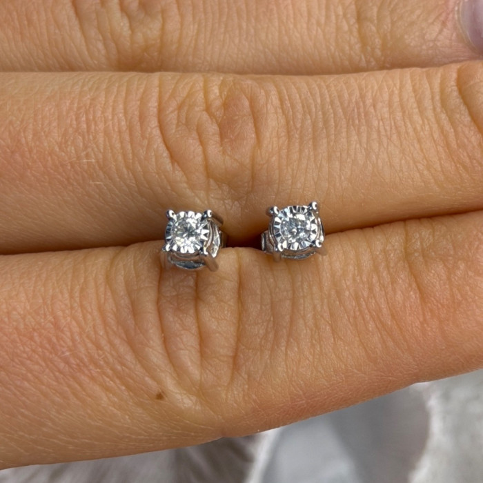 ZEI 14K White Gold Diamond tcw 0.14 ct Stud Earrings