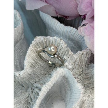 La Pais 14K White Gold Pearl Ring Size 6.5