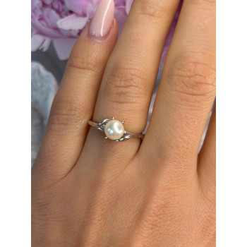 La Pais 14K White Gold Pearl Ring Size 6.5